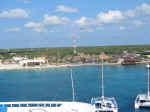 cozumel pier.jpg (42494 bytes)