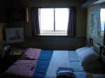 room1.jpg (29042 bytes)